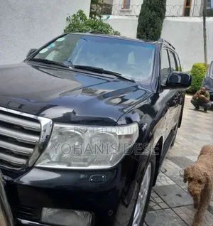 Toyota Land Cruiser 2012 Black