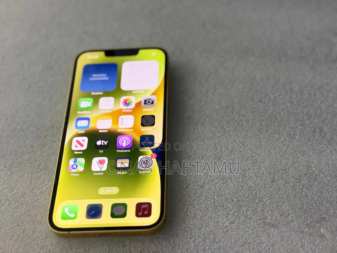 New Apple iPhone 14 128 GB Yellow