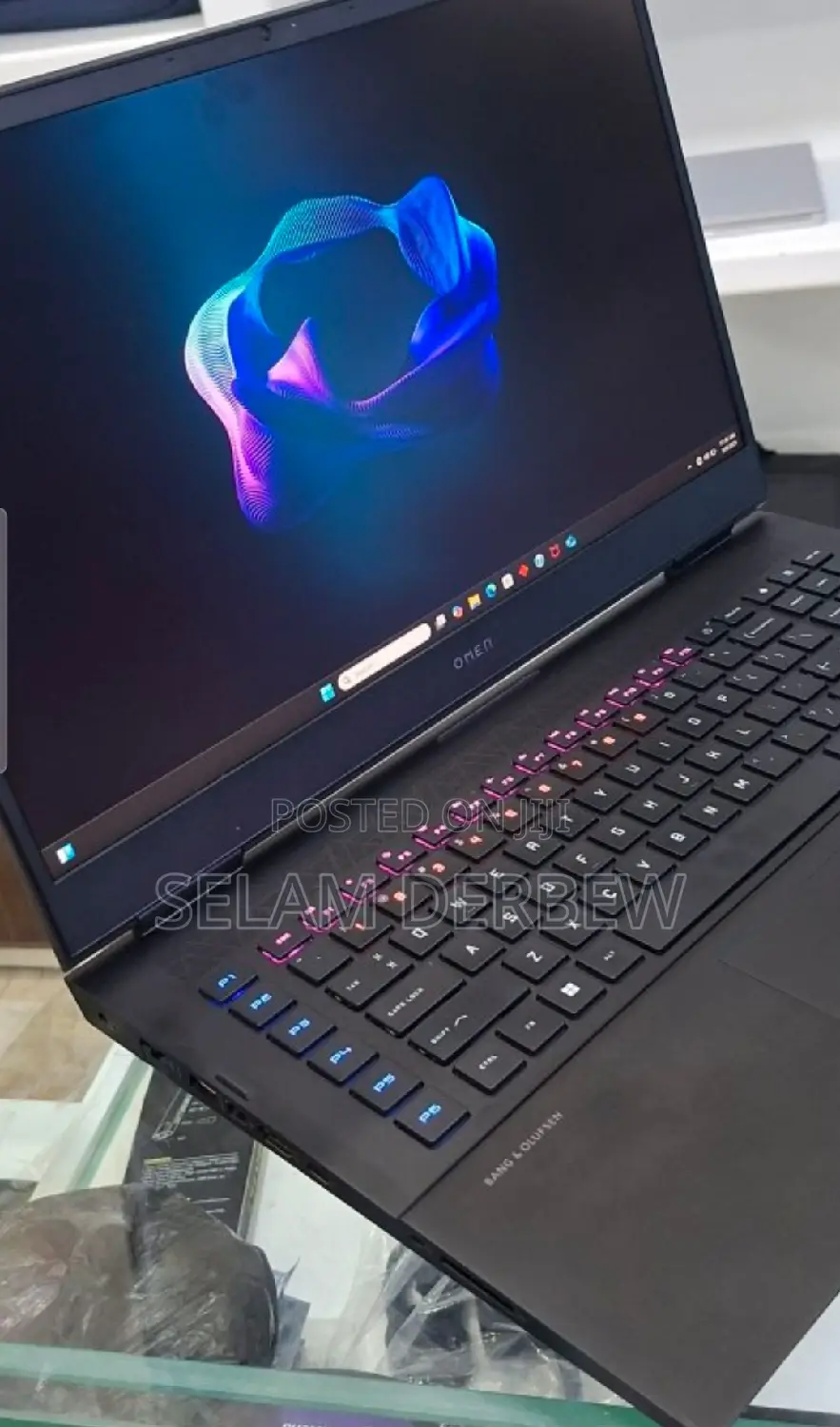 New Laptop HP Omen 17 32GB Intel Core I9 SSD 1T