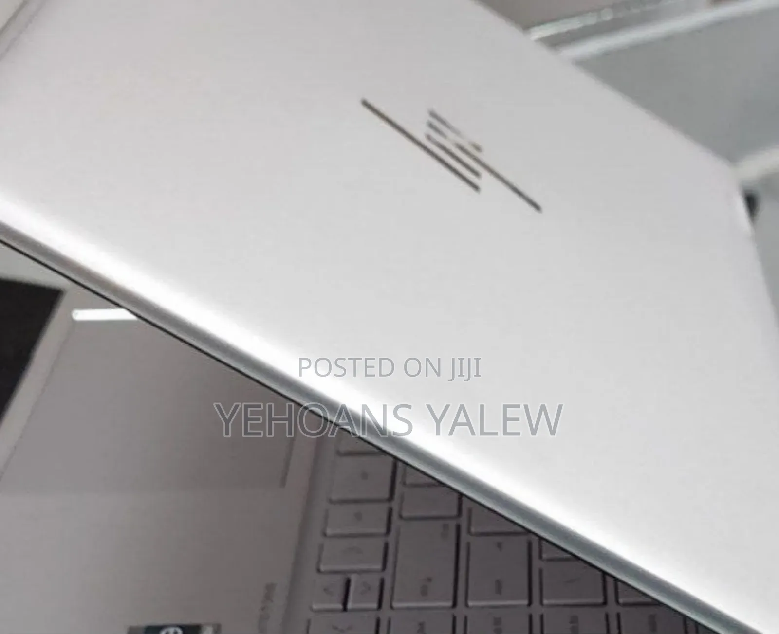 New Laptop HP Envy X360 8GB Intel Core I5 SSD 512GB