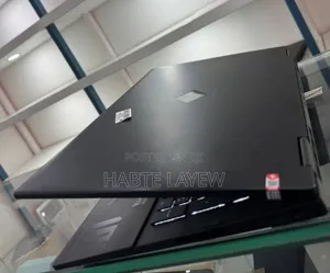 New Laptop MSI Stealth 16 AI Studio 16GB Intel Core I7 SSD 512GB