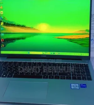 New Laptop Huawei MateBook X Pro 8GB Intel Core I5 SSD 512GB