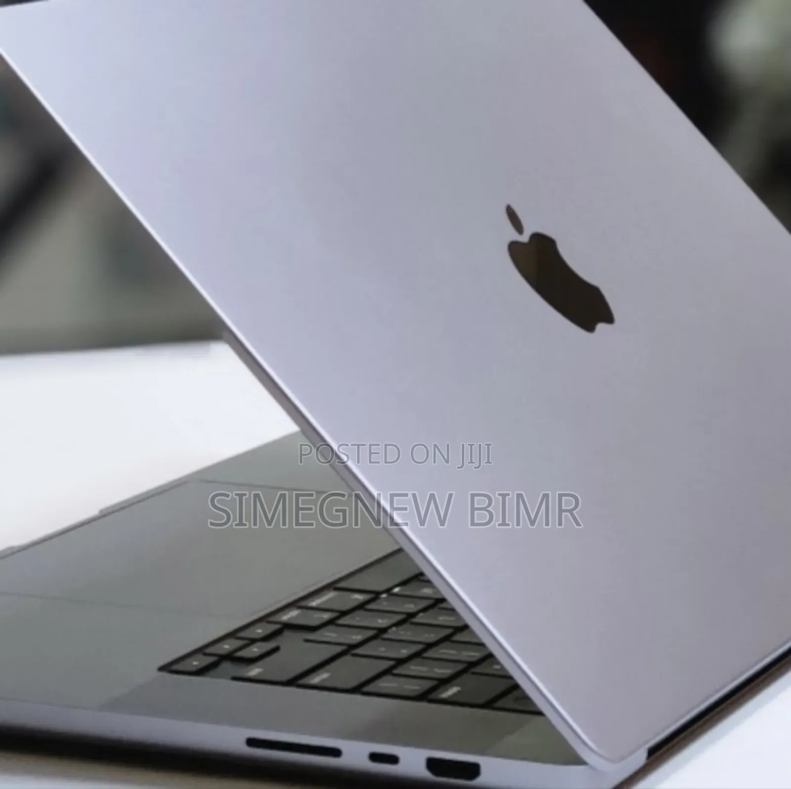 New Laptop Apple MacBook Pro M1 16GB Intel Core I7 SSD 1T