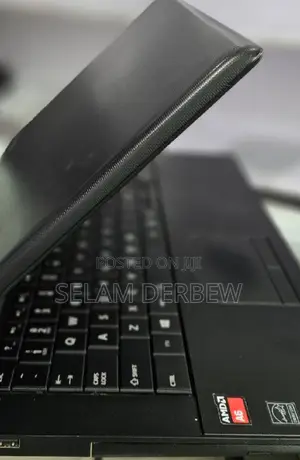 Laptop Toshiba A30 4GB AMD A6 HDD 700GB