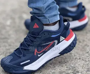 Photo - Nike Gortex Sports Hiking Sneakers Casual Wear