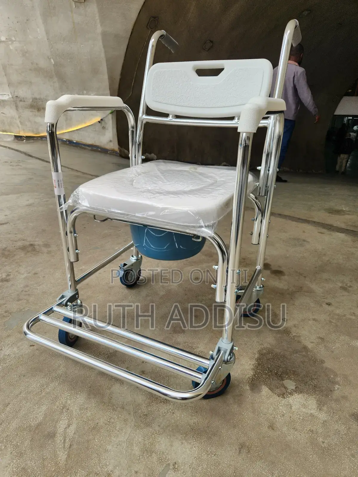 Commode Wheelchair腕骨commode Wheelchair懲處commode Wheelchair