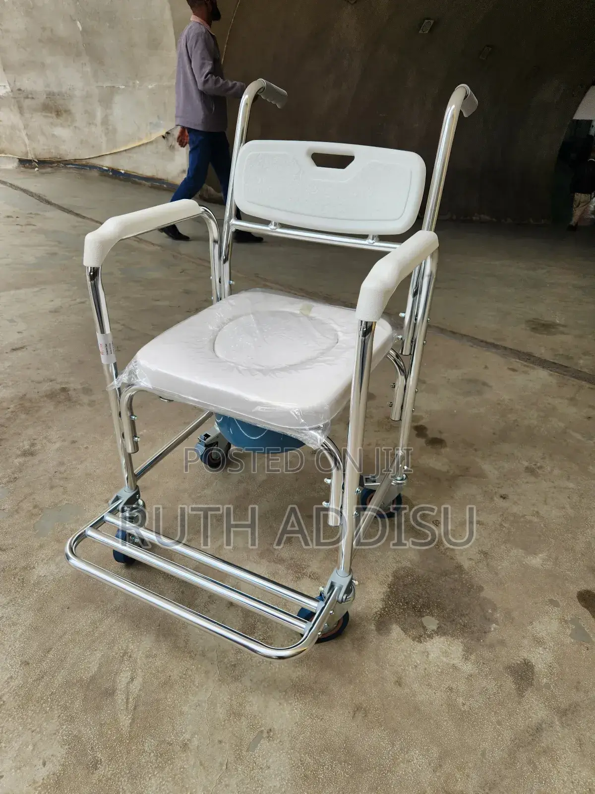 Commode Wheelchair段的wheelchair Commode軍事commode Wheelchair