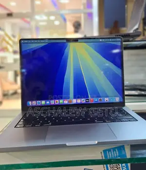 New Laptop Apple MacBook Pro 2021 M1 16GB Apple M1 SSD 512GB