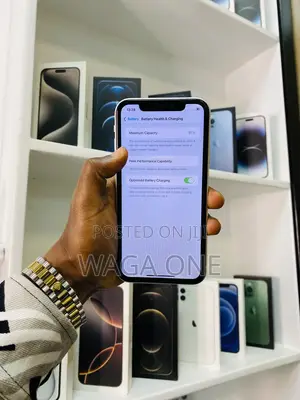 New Apple iPhone 11 128 GB White