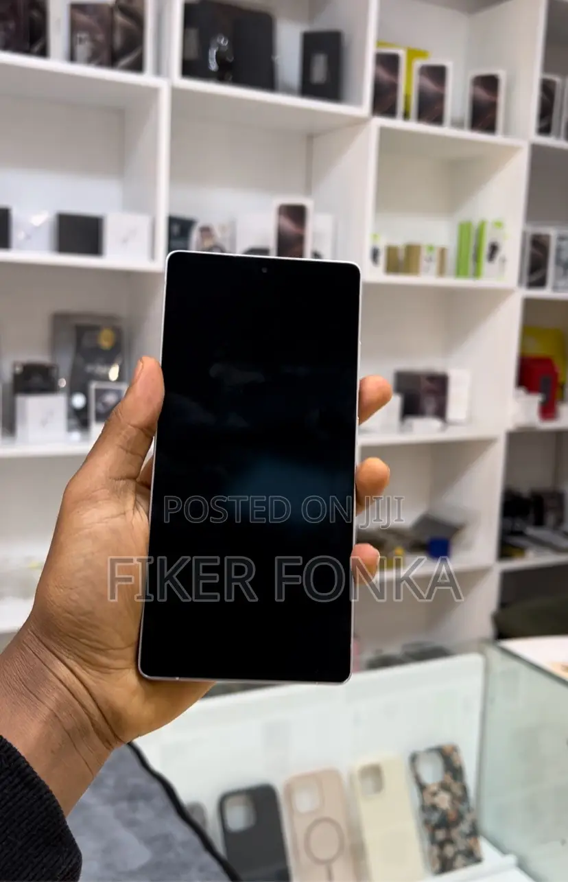 New Samsung Galaxy S25 Ultra 256 GB