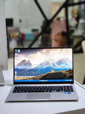 Photo - New Samsung Galaxy Book3 360 15 NP750QFG 8GB Intel Core I5 SSD 256GB