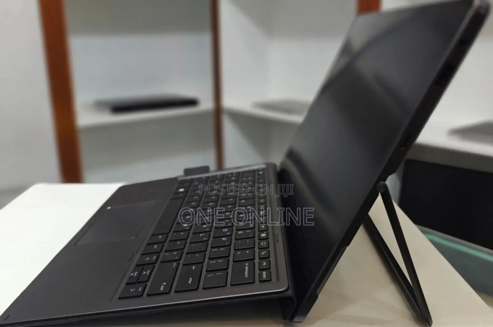 New Laptop HP Elite X2 G8 8GB Intel Core I5 SSD 256GB