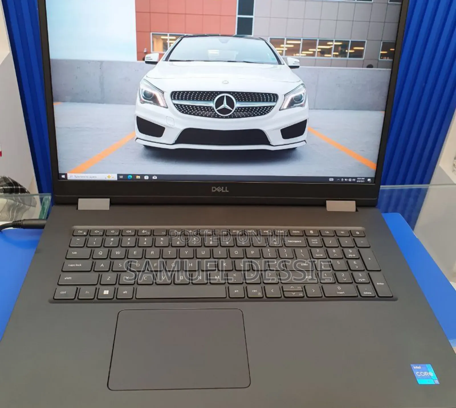 New Laptop Dell Precision 7780 32GB Intel Core I7 SSD 1T