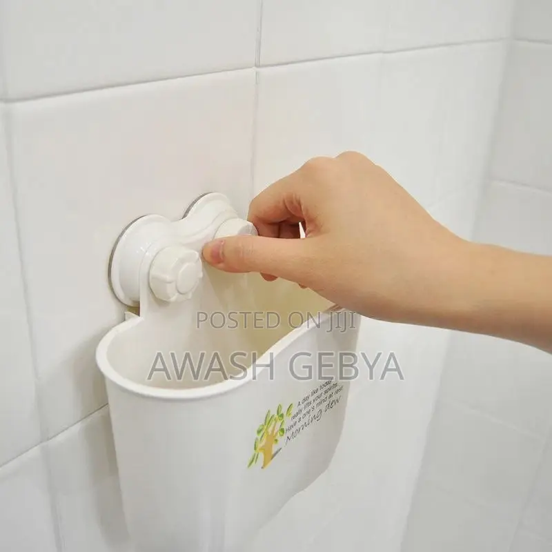 Wall-Mounted Suction Cup Holder