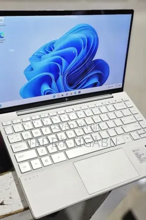 New Laptop HP 16GB Intel Core I5 SSD 512GB