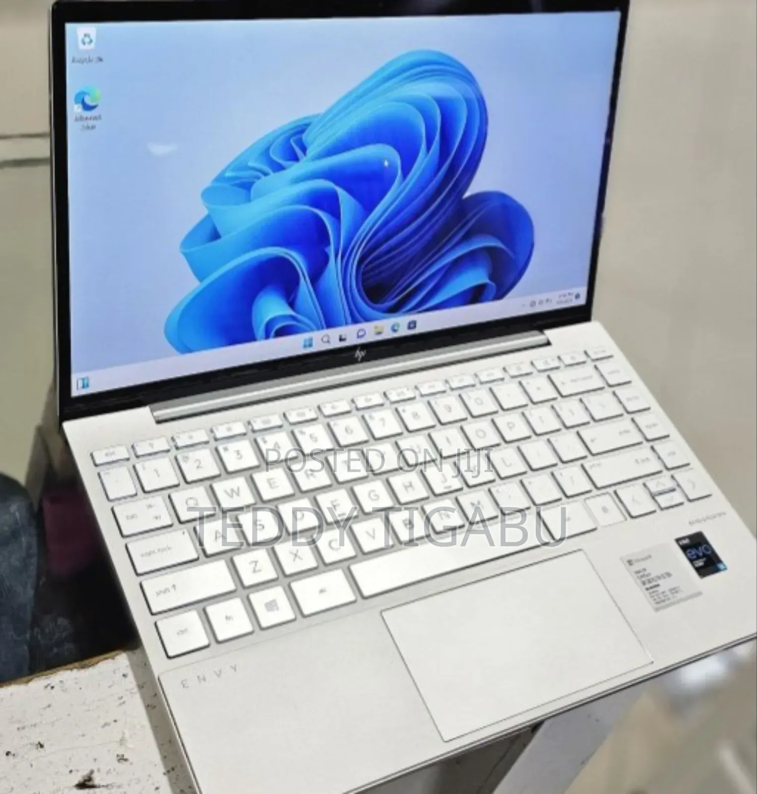 New Laptop HP 16GB Intel Core I5 SSD 512GB