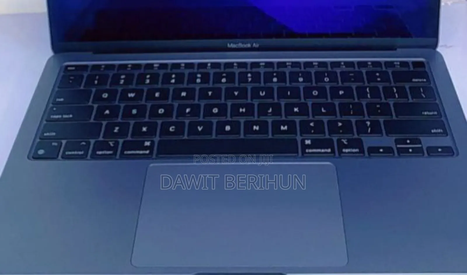 New Laptop Apple MacBook Pro M1 8GB Apple M1 SSD 256GB