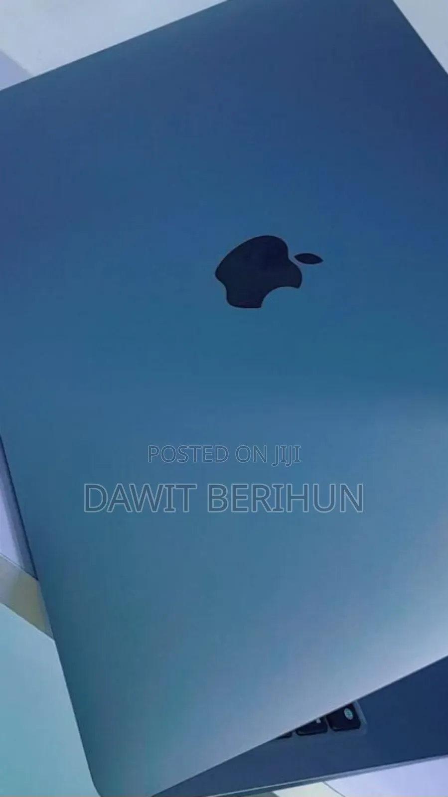 New Laptop Apple MacBook Pro M1 8GB Apple M1 SSD 256GB