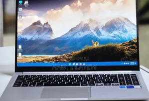 New Laptop Samsung Galaxy Book4 Ultra 8GB Intel Core I5 SSD 256GB