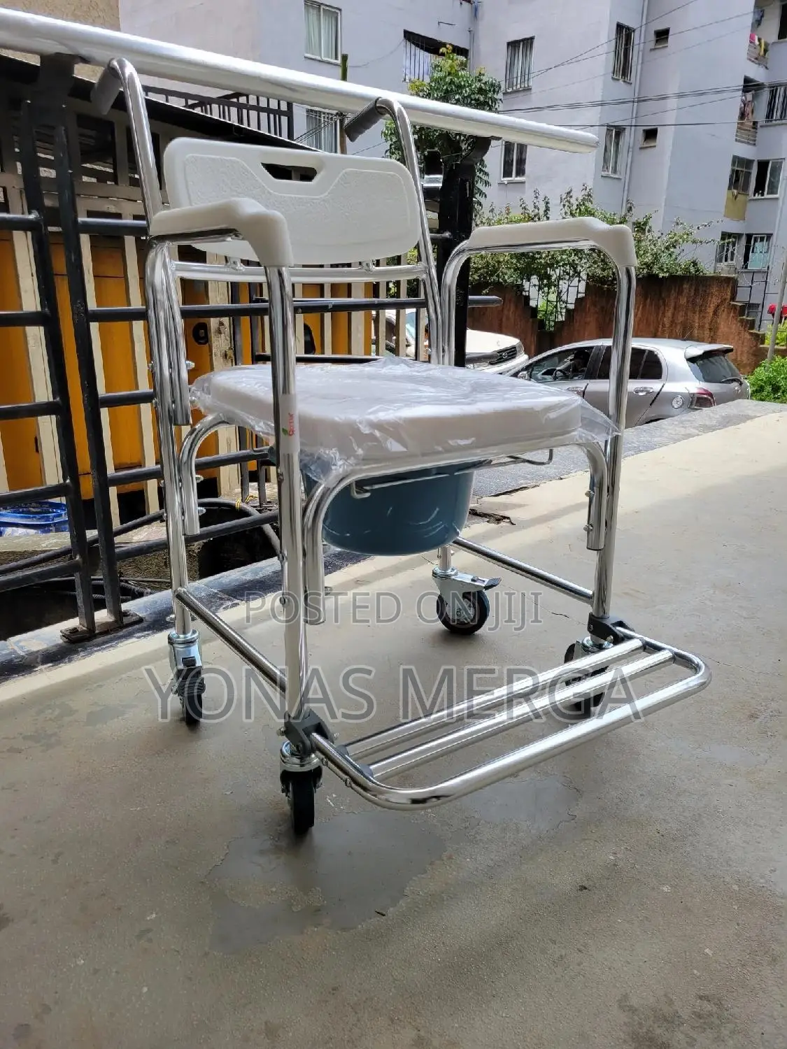 Toilet Chair𣁋蟈commode Chairو肛comfort and Trust:Urinal Chair