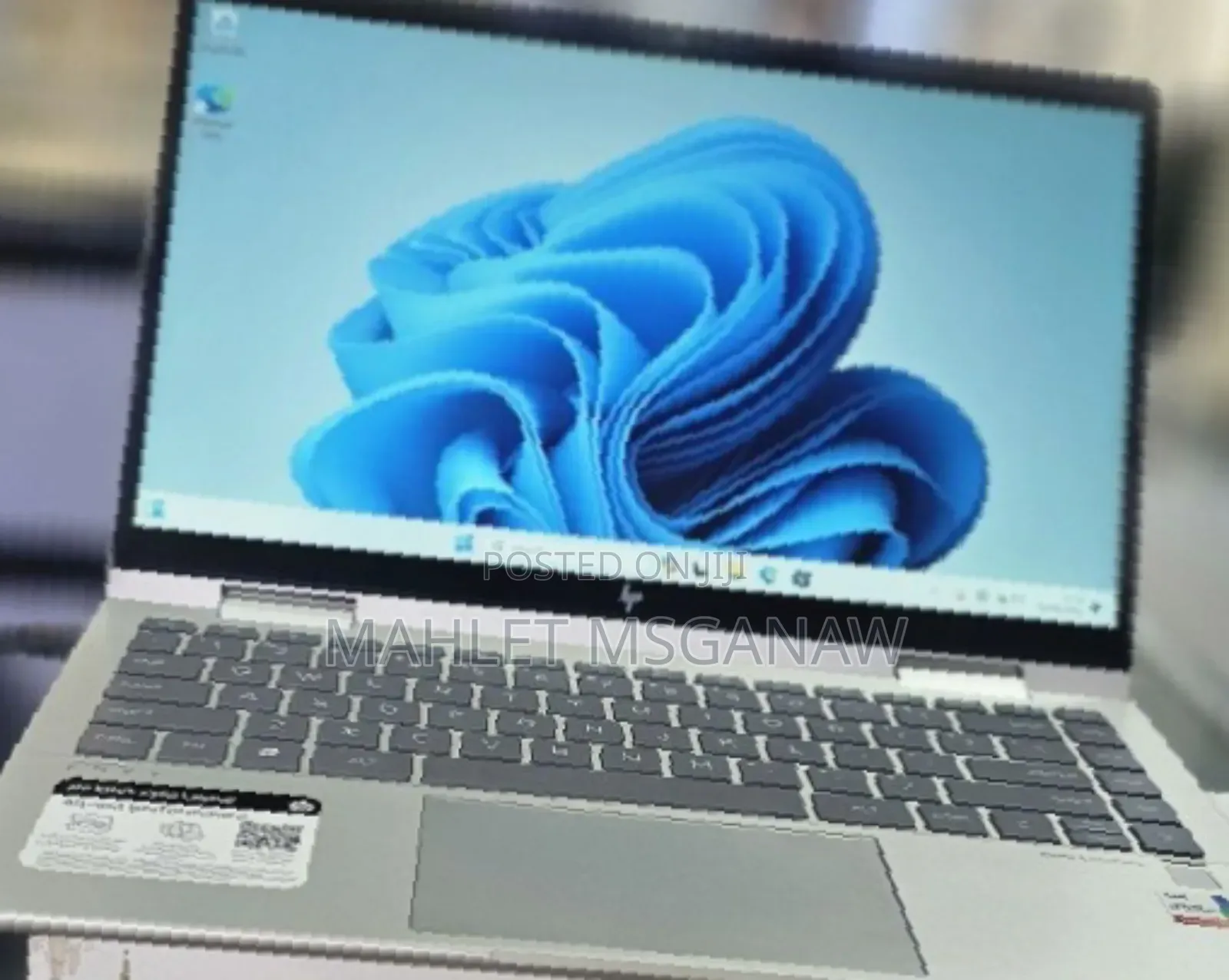 New Laptop HP Envy X360 8GB Intel Core I5 SSD 512GB