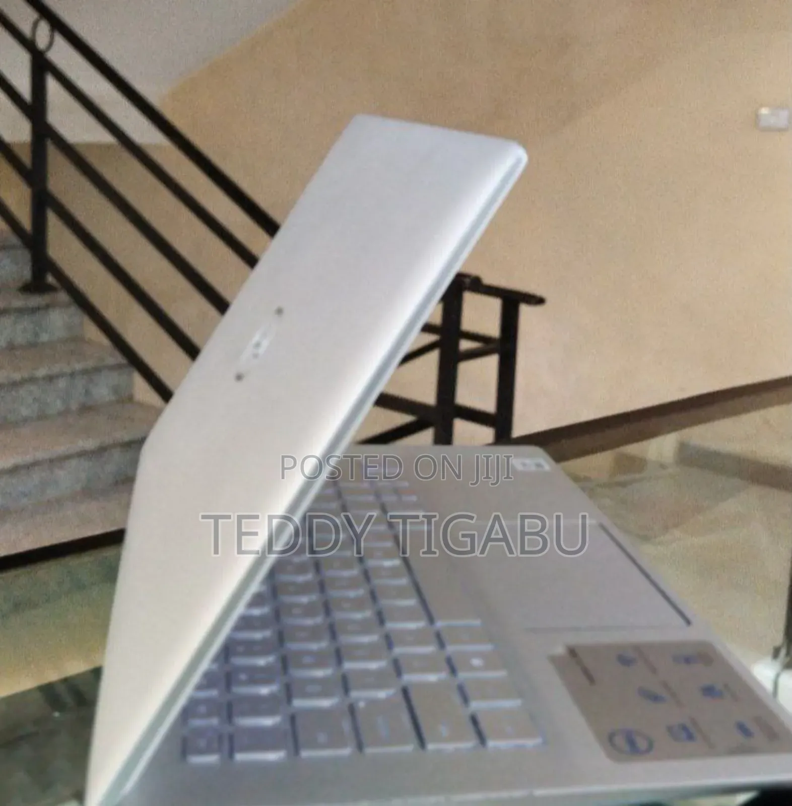 New Laptop Dell Inspiron 14 8GB Intel Core I7 SSD 512GB