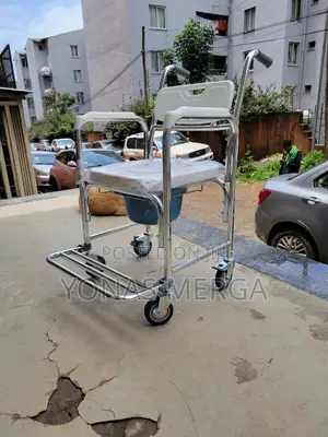 Photo - Toilet=Hand-Held 3in1 Bedside Chest of Drawers Seat Portable