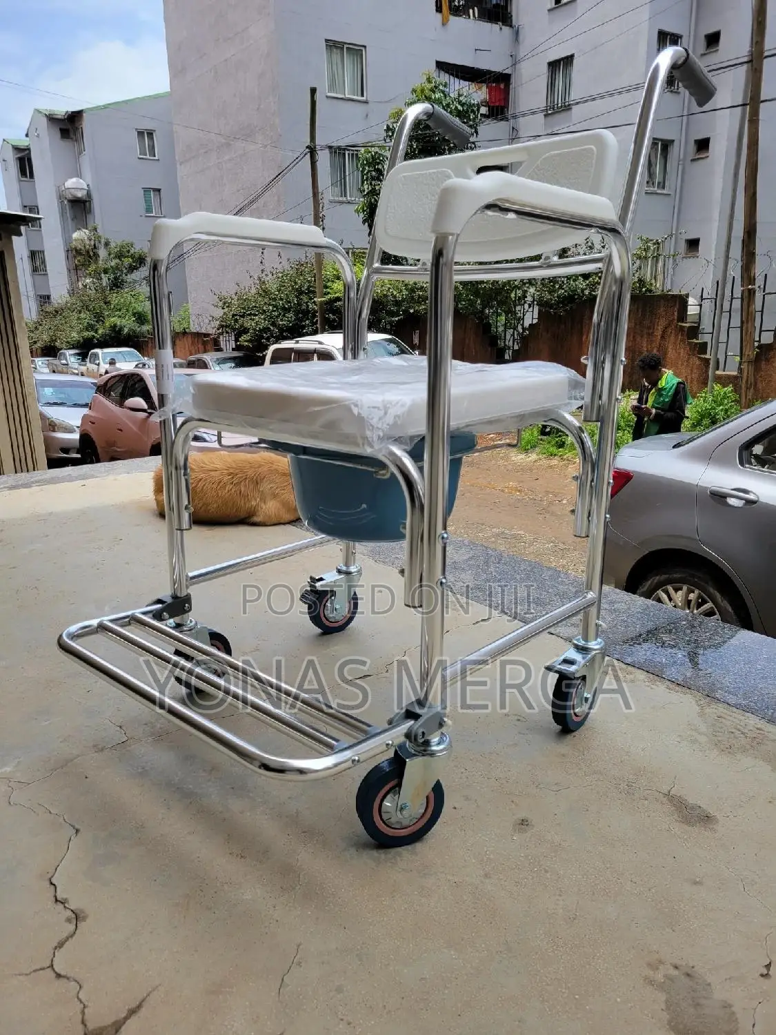 Toilet Chair喪垚commode× Effortlessly, Enhancing the Overall