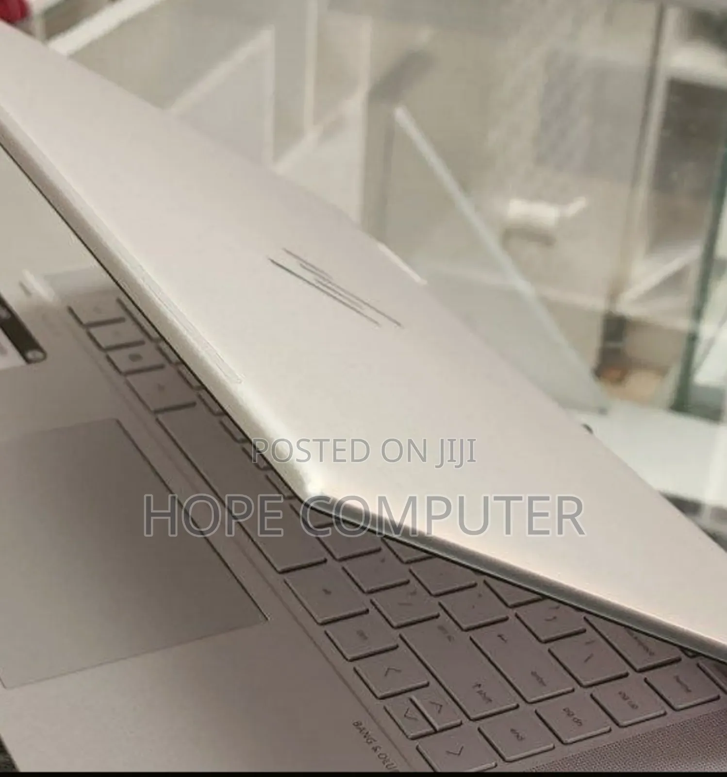 New Laptop HP Envy X360 8GB Intel Core i5 SSD 512GB