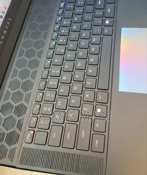 New Laptop Alienware M17x R2 32GB Intel Core I9 SSD 1T