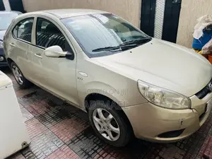 Photo - JAC J3 1.3 Hatchback FWD 2012 Gold