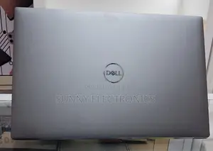 Photo - New Laptop Dell Precision 5550 16GB Intel Core I7 SSD 512GB