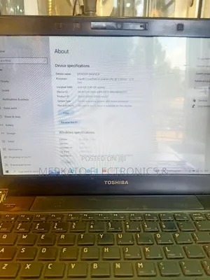 Laptop Toshiba Satellite C855 4GB Intel Core I5 HDD 500GB