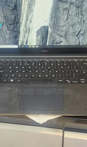 Photo - New Laptop Dell XPS 15 16GB Intel Core I5 SSD 512GB