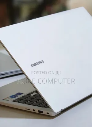 New Laptop Samsung Galaxy Book 2 8GB Intel Core I5 SSD 256GB
