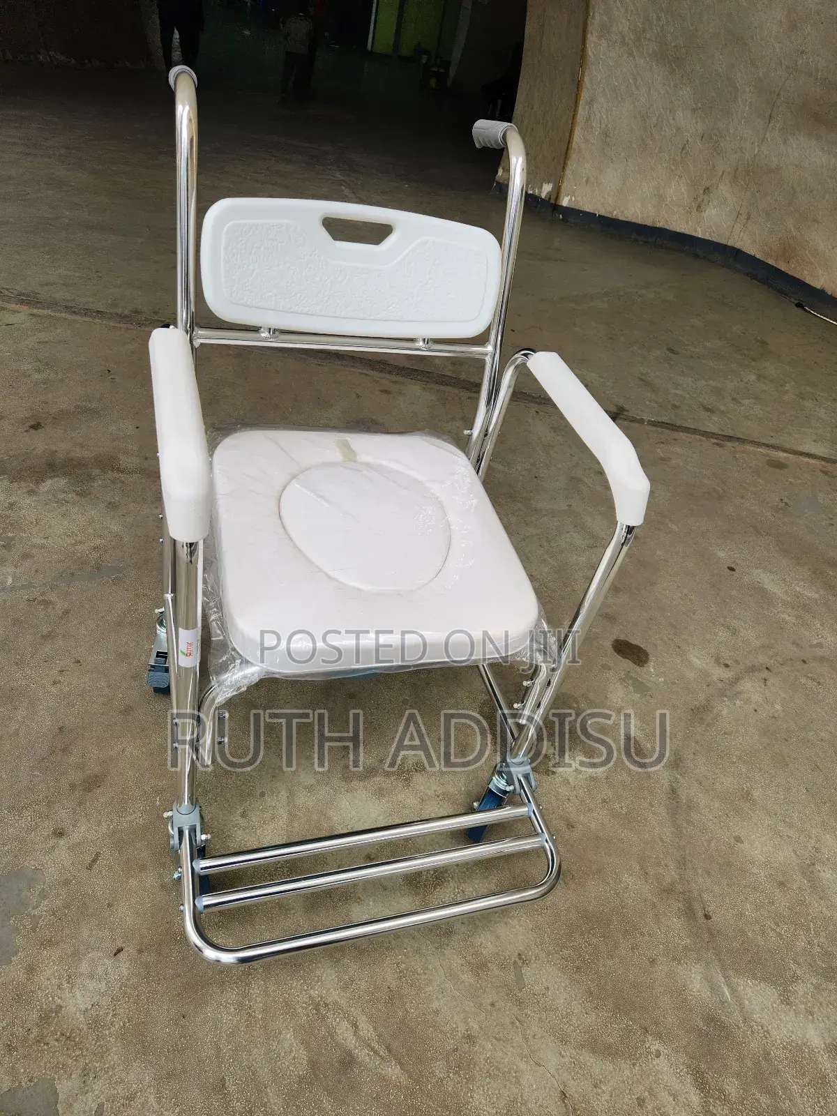 Wheelchair貿與commode Wheelchair腕表commode Wheelchair New