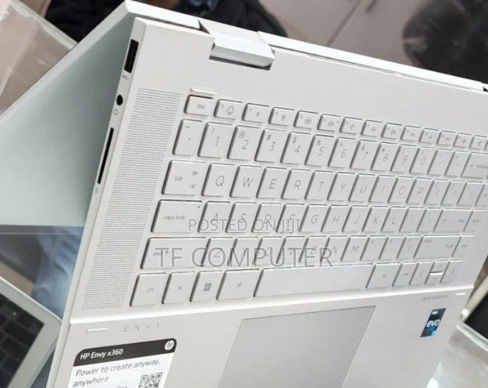 New Laptop HP Envy X360 8GB Intel Core I5 SSD 512GB