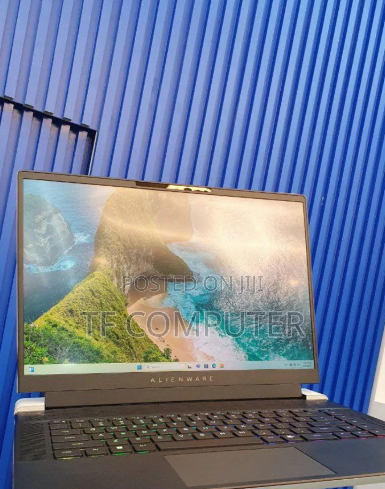 New Laptop Alienware M15 R3 32GB Intel Core Ultra 9 SSD 1T