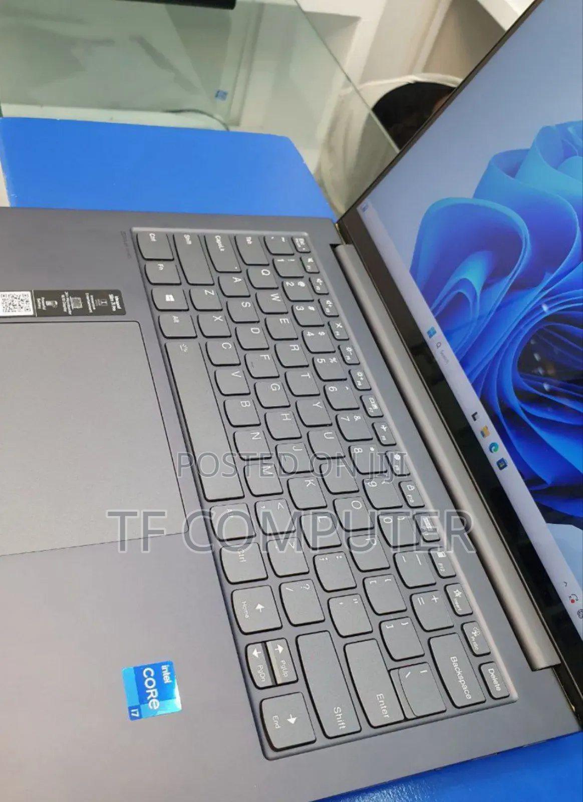 New Laptop Lenovo IdeaPad 720S 16GB Intel Core I7 SSD 512GB