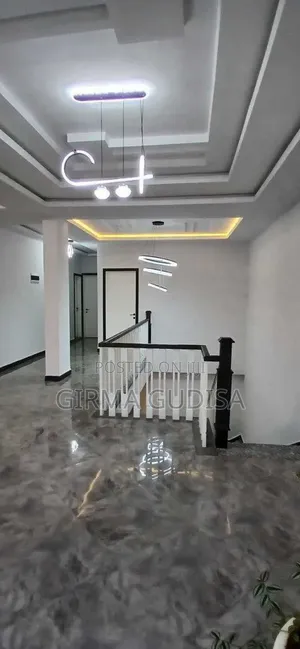 Furnished 10bdrm House in ሰሚት አካባቢ, Yeka for sale