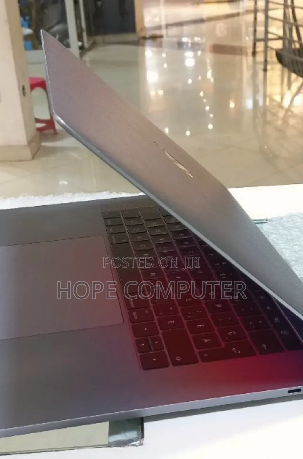 New Laptop Apple MacBook Pro 2016 16GB Intel Core I7 SSD 512GB