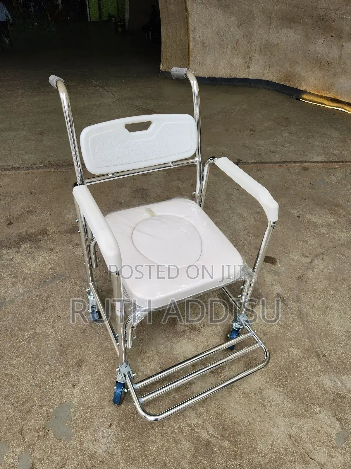 Wheelchair朱槿wheelchair然亦wheelchair恢恢wheelchair腔裏commode New