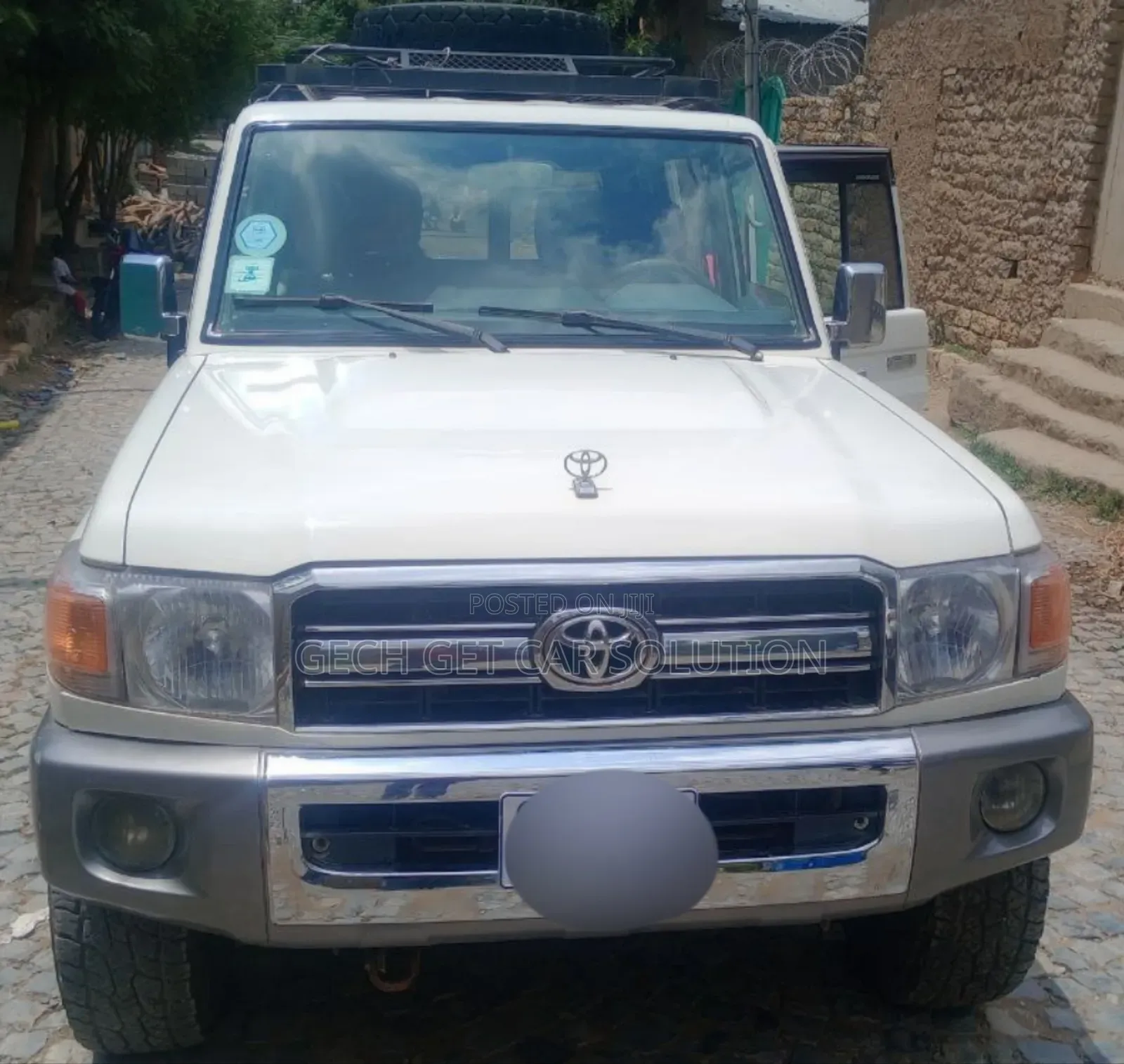 Toyota Land Cruiser 2008 White