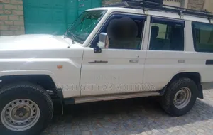 Toyota Land Cruiser 2008 White