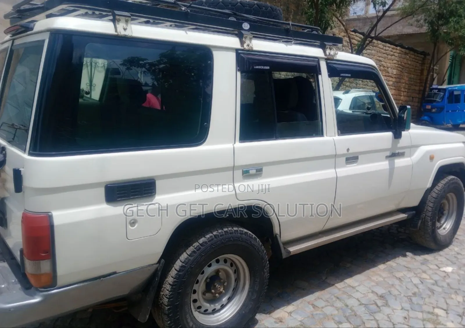 Toyota Land Cruiser 2008 White