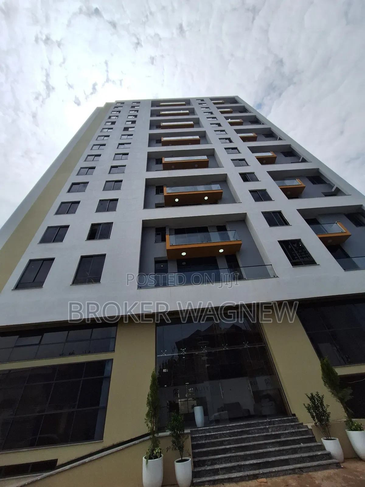 3bdrm Apartment in Bole for sale