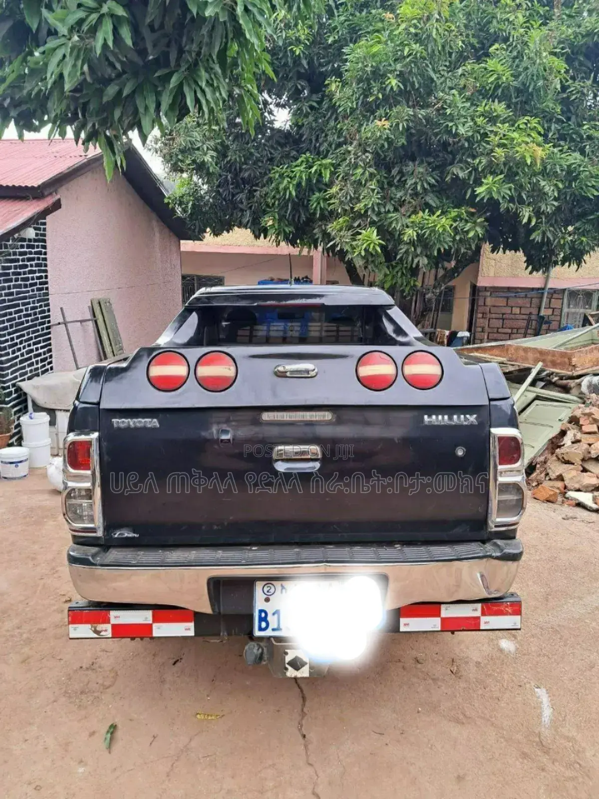 Toyota Hilux 2013 Matt Black