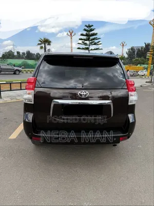 Toyota Land Cruiser Prado 2012 Black