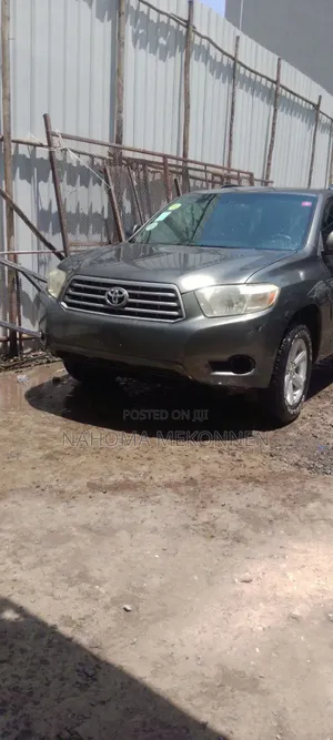 Photo - Toyota Highlander 2009 Gray