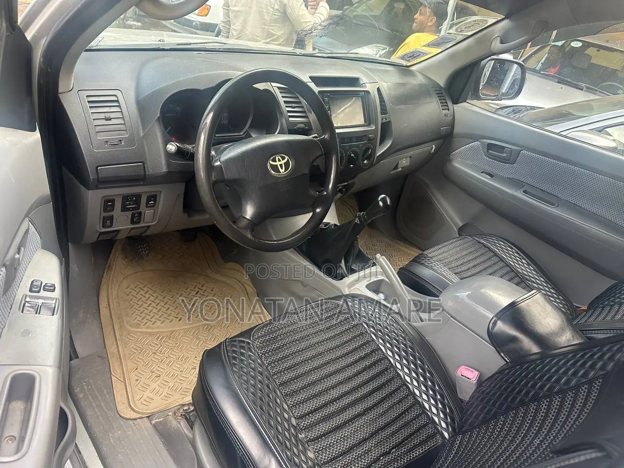 Toyota Hilux 2007 Gold